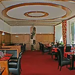 Krone فندق