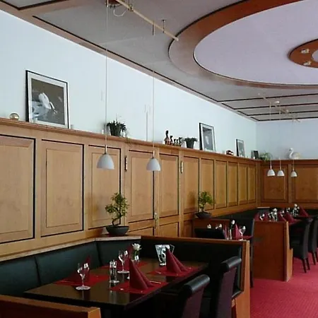 Krone Hotel 3*